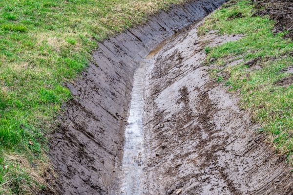 Cost of Drainage Ditch Repair in Gallatin